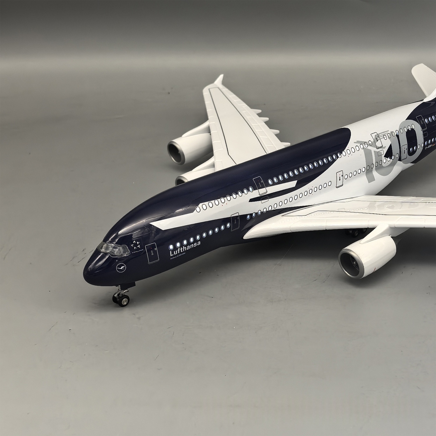Nouveau modèle d'avion en rési - Party Games New Year avis et prix