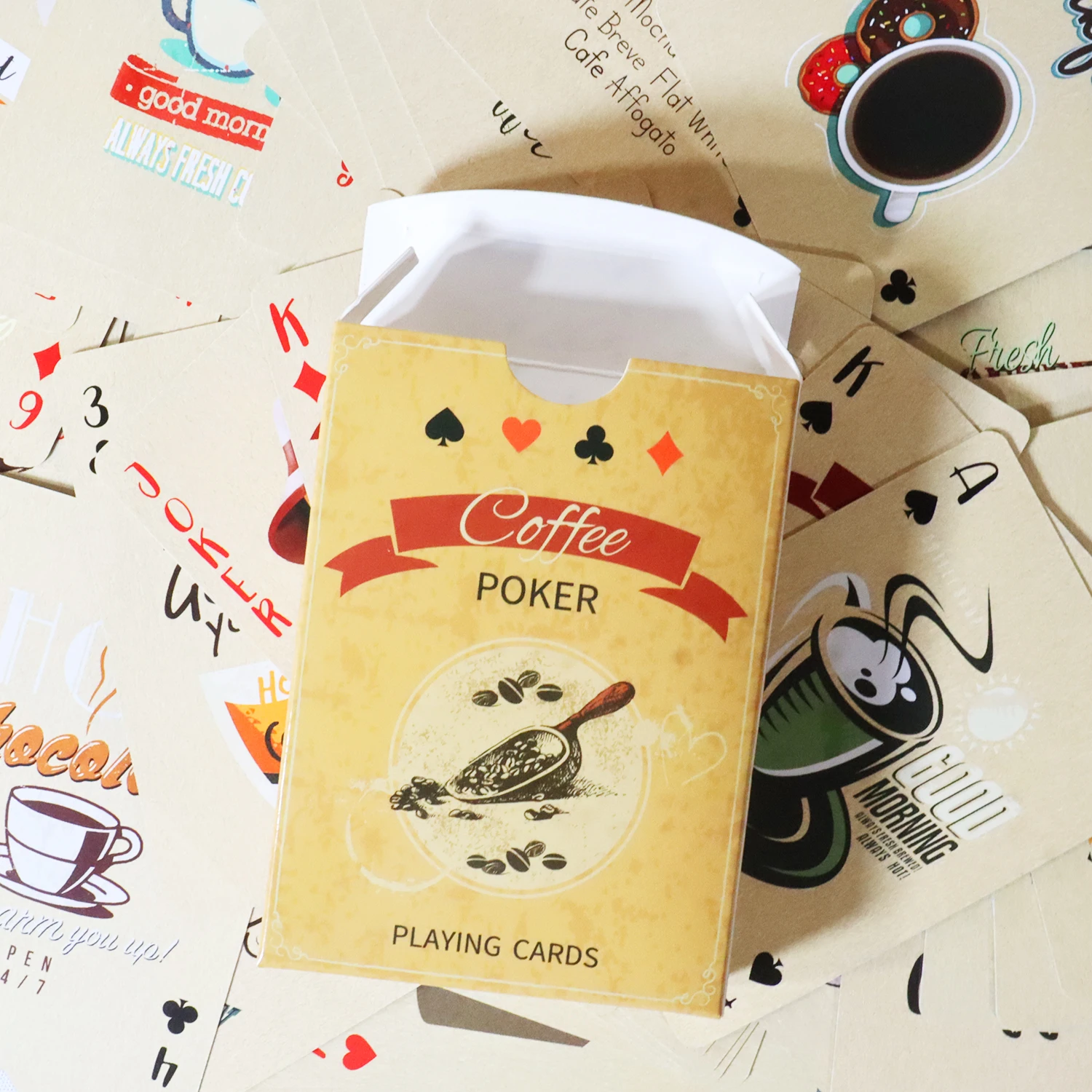 Cartes à jouer en papier café, - Book Party Games avis et prix